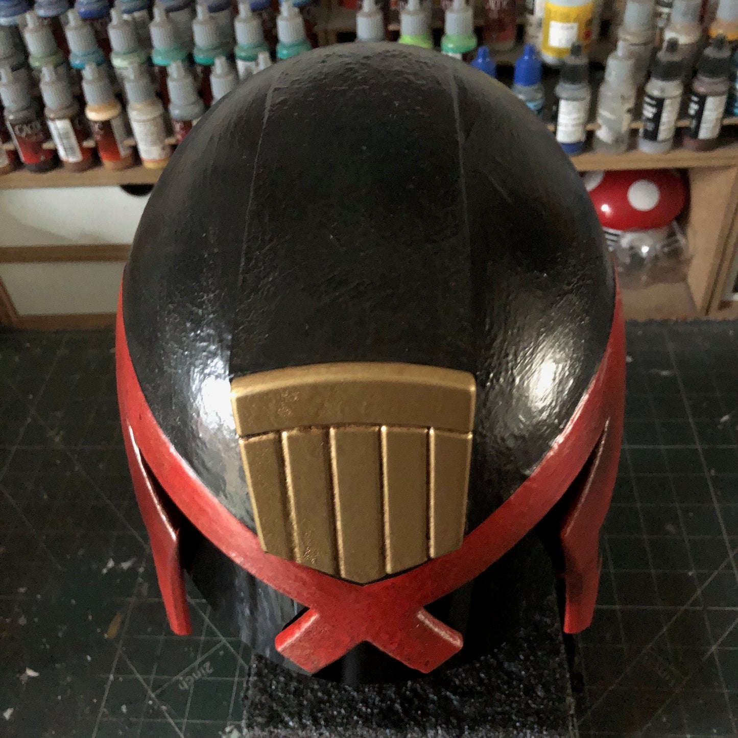 Judge Dredd helmet